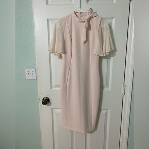 Calvin Klein Elegant Pink Dress with Flutter Sleeves